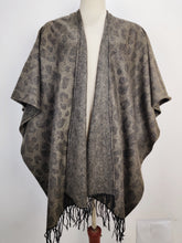 Buy online pre-used pre-loved 100% authentic & Original branded Wool Rich (CS-1791) available in Pakistan. Top international brands avilable.